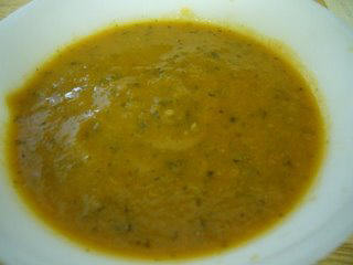 [5+Tomato+Basil+Soup+-+Yum+in+Tum.jpg]