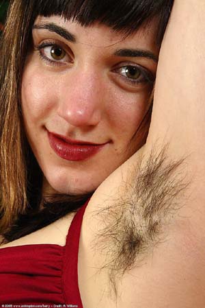 [hairy_woman_armpit_photo.jpg]