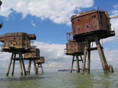 [Maunsell+Army+Sea+Forts22.jpg]