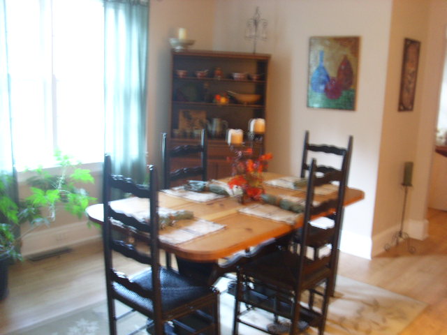 [dining+room.jpg]