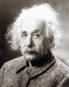 [220px-Albert_Einstein_1947a.jpg]