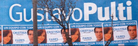 [Mar+del+Plata,+la+publicidad+callejera+linda+con+el+caos.jpg]