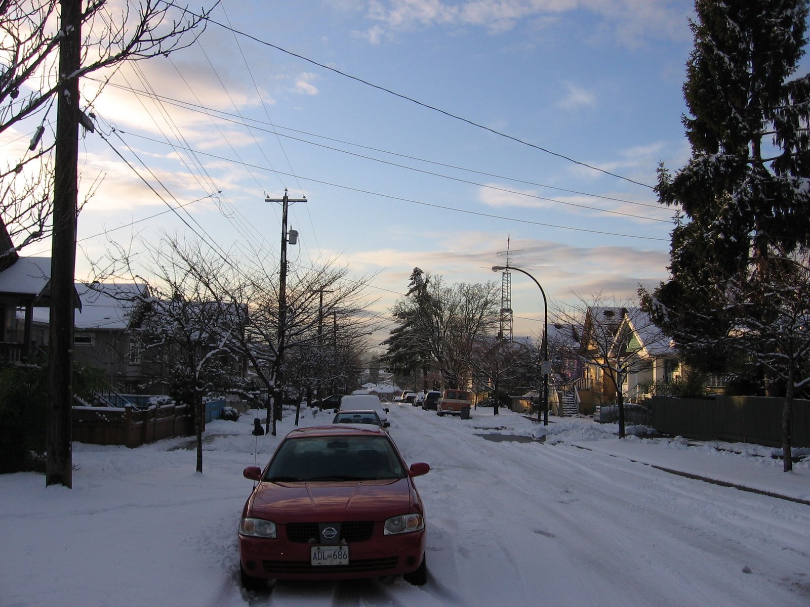 [end+of+street+in+snow.JPG]