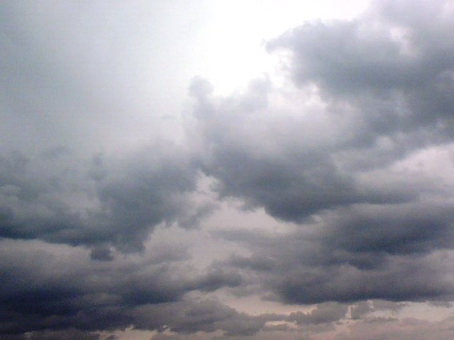 [cloudy+sky.jpg]