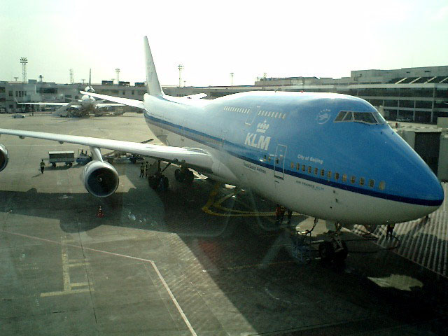 [KLM.jpg]
