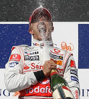 [Heikki+Kovalainen,+da+McLaren.jpg]