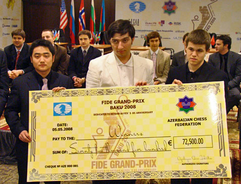 [Wang+Yue,+Vugar+Gashimov+e+Magnus+Carlsen+Baku+2008.jpg]