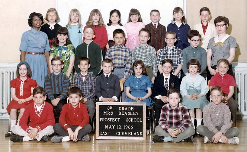 [east-cleveland-3rd-grade-class-photo-1966-large.jpg]