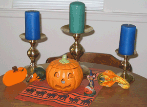 [Halloween-Decorations.gif]