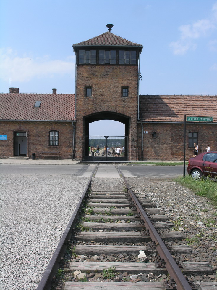[Auschwitz+096.JPG]