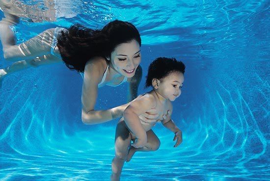 [swimming_babies_09.jpg]