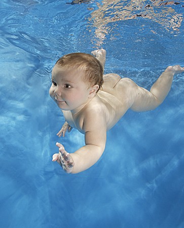 [swimming_babies_10.jpg]