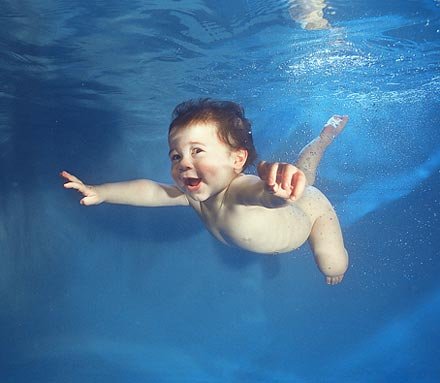 [swimming_babies_04.jpg]
