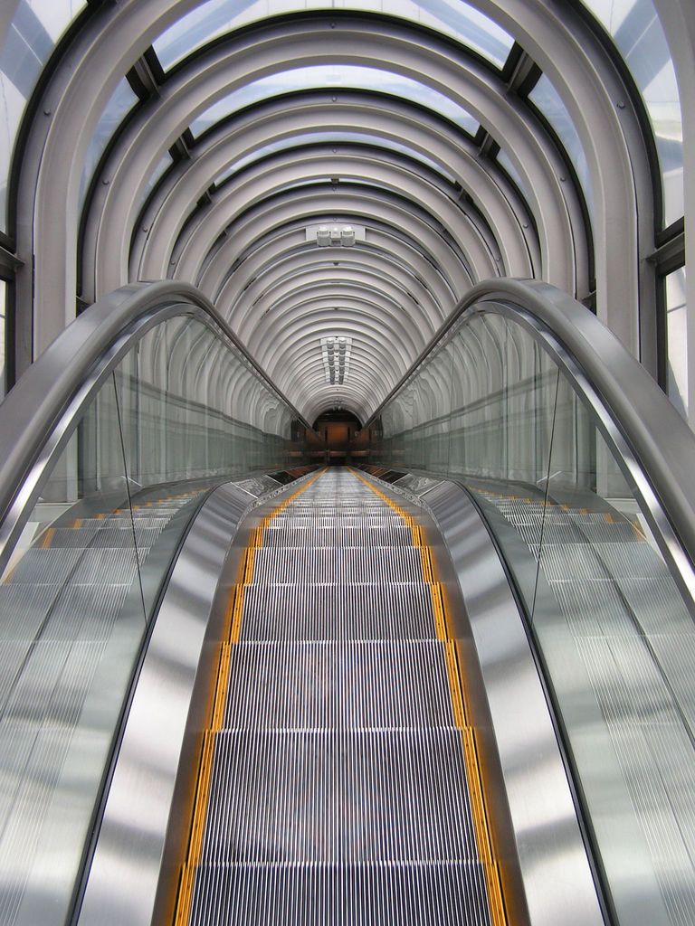 [highest_escalator_001.jpg]