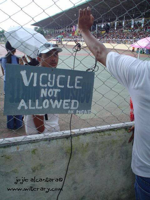 [vicycle+not+allowed.bmp]
