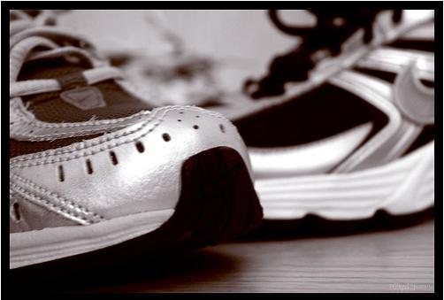[running-shoes.jpg]