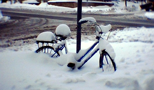 [bike+in+snow.jpg]