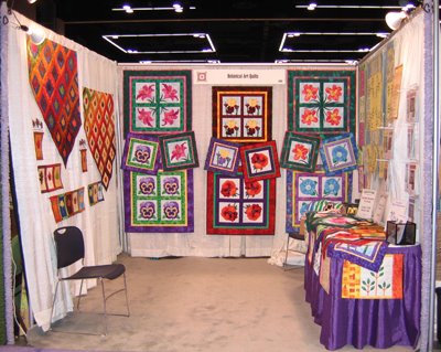 [Botanical+Art+Quilts+Booth,+Portland+Quilt+Market+2008.jpg]