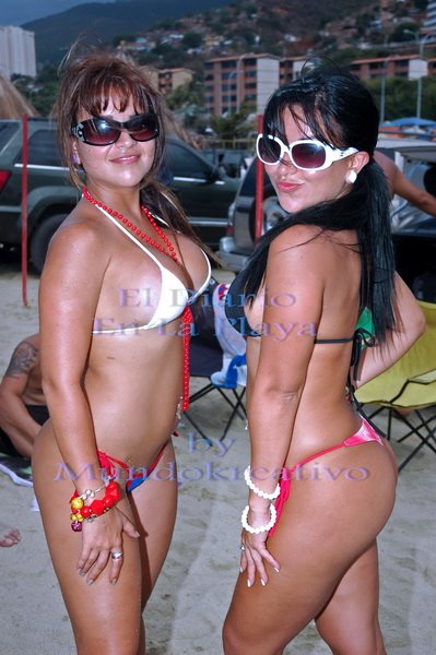 Spice Twins -  El Diario En La Playa