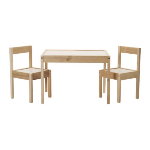 [table+++chairs.jpg]