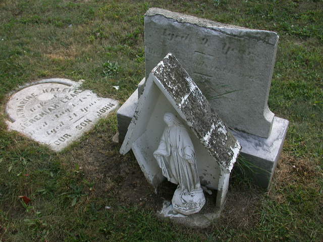 [Matawan-Cemetery-NJ-CHRISTIAN+MONTONE-september+2007+(14).JPG]