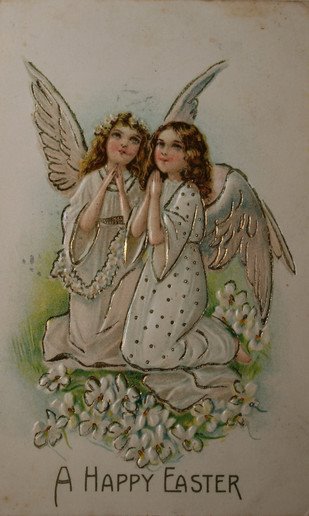 [LuckyOliver-2096332-blog-vintage-postcard-with-happy-easter-text.jpg]