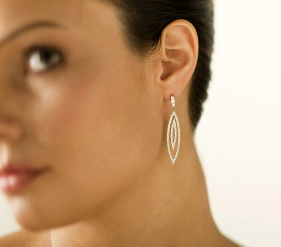 [54-bridal-jewelry-unique-diamond-earrings-white-gold-1mxl.jpg]