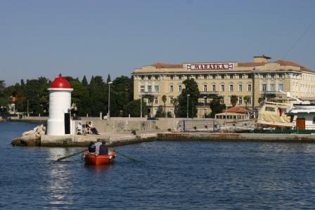[Zadar+-+Maraska+and+row+boat+ferry+basic.JPG]