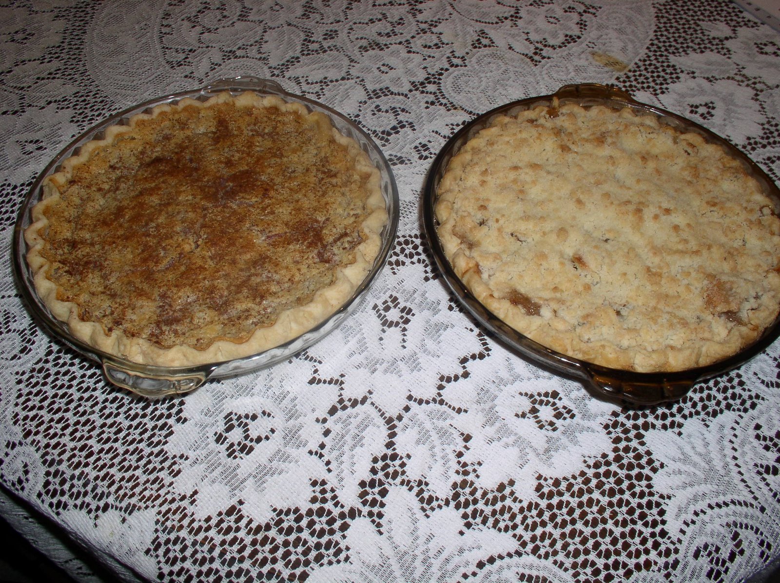 [Both+Baked+Pies.JPG]