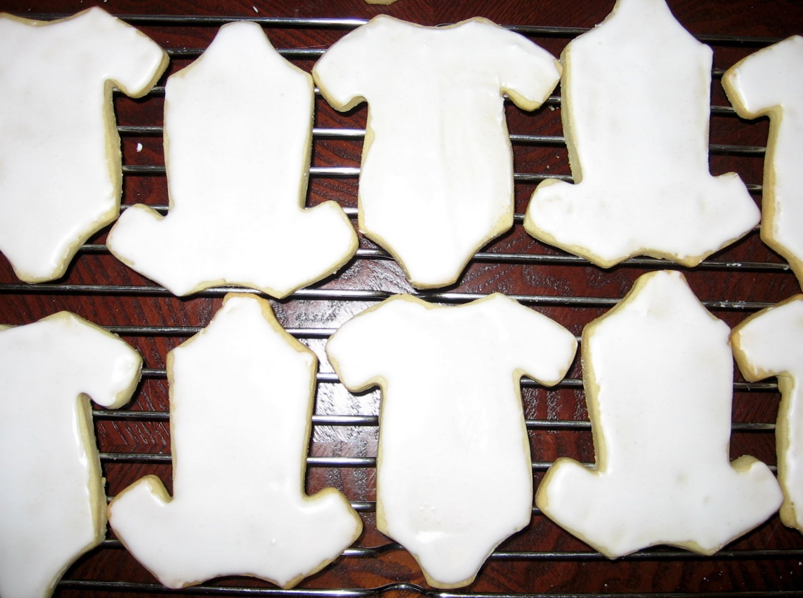 [onesie+cookies+step+one.JPG]