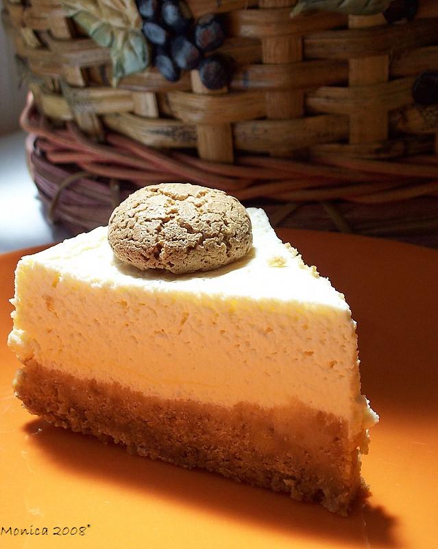 [cheesecake+amaretto.JPG]