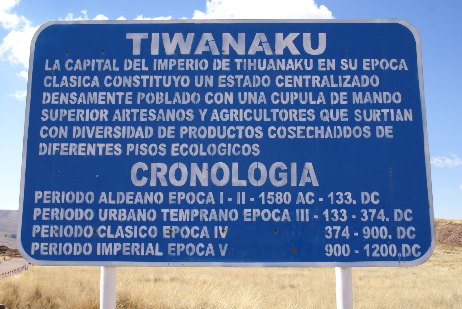 [Tiwanaku.JPG]