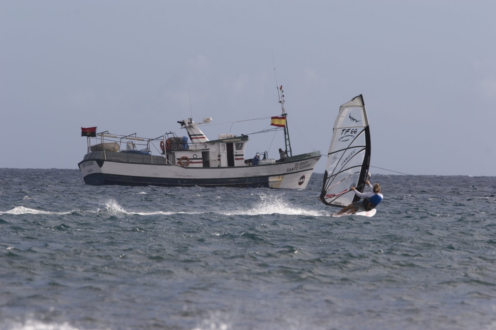 [boat+windsurf.jpg]