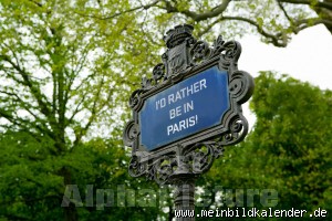 [Paris+sign2.jpg]