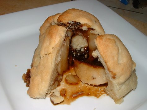 [baked_apple_dumpling.jpg]