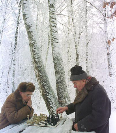 [Russians+in+snow+01.jpg]