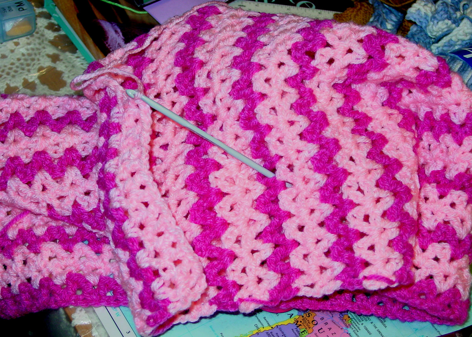 [Baby+blanket+v+stitch.jpg]