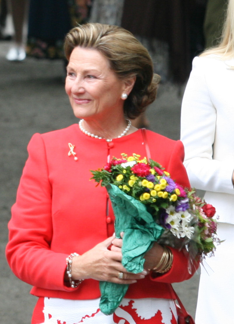 [Queen_Sonja_of_Norway.jpg]