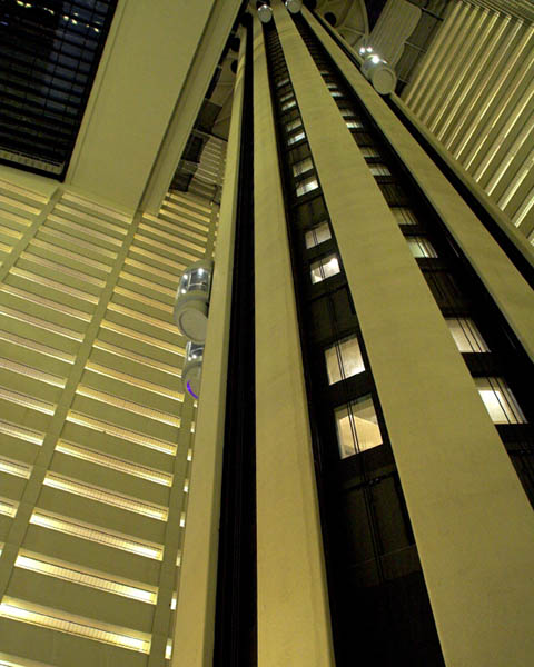 [Marriott+Elevator+web.jpg]