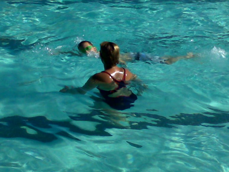 [swimming_lessons.jpg]