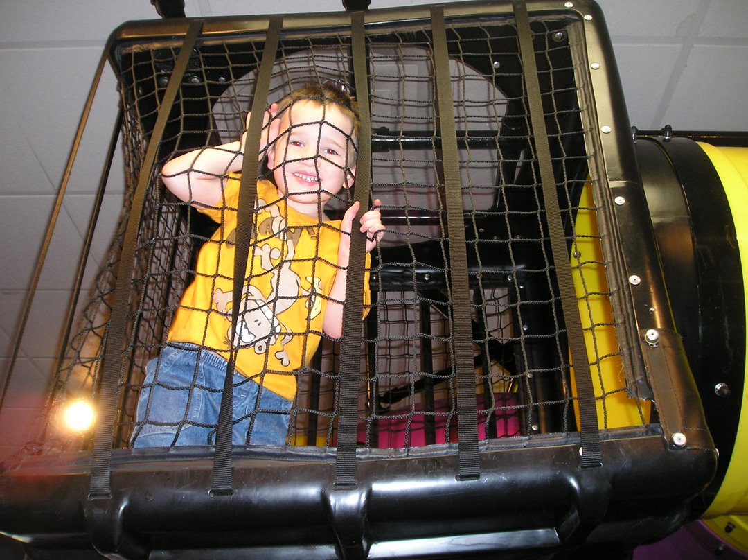 [Chuck+E+Cheese's+Nathan+in+Tube+Cage.jpg]