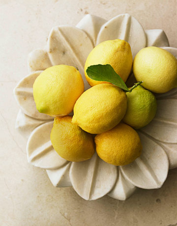 [lemons+on+a+platter.jpg]