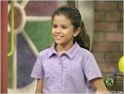  Selena Angel!!(   ) Selena+Gomez+in+Barney