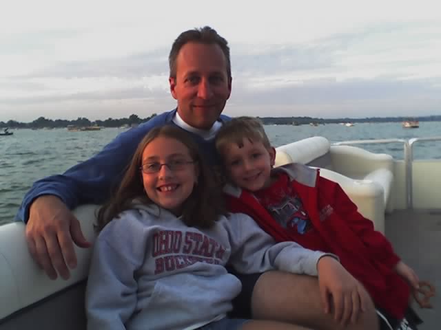 [Chris&Kids+boat+July+3.jpg]