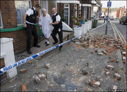 [UK+earthquake.jpg]