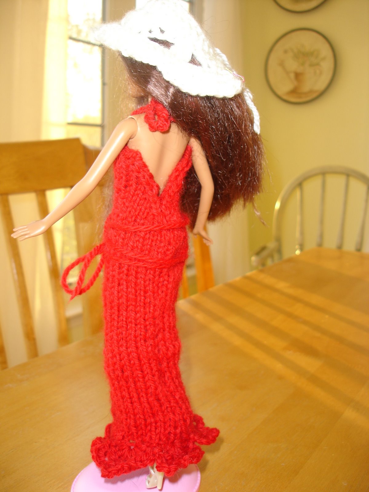[2007+Sept+-+Eliska's+Barbie+Dress+&+Knit+Design+ideas+030.jpg]