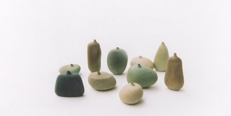 [mitsuru+koga+small+sea+stone+vases.jpg]