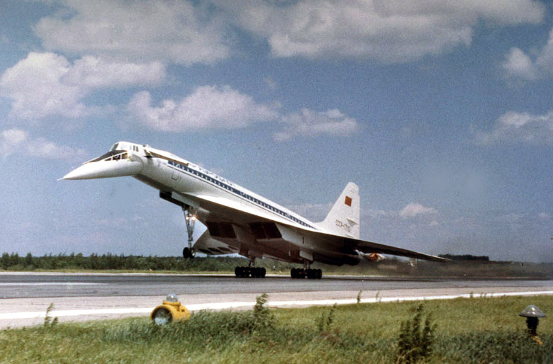 [Tu-144-08.jpg]