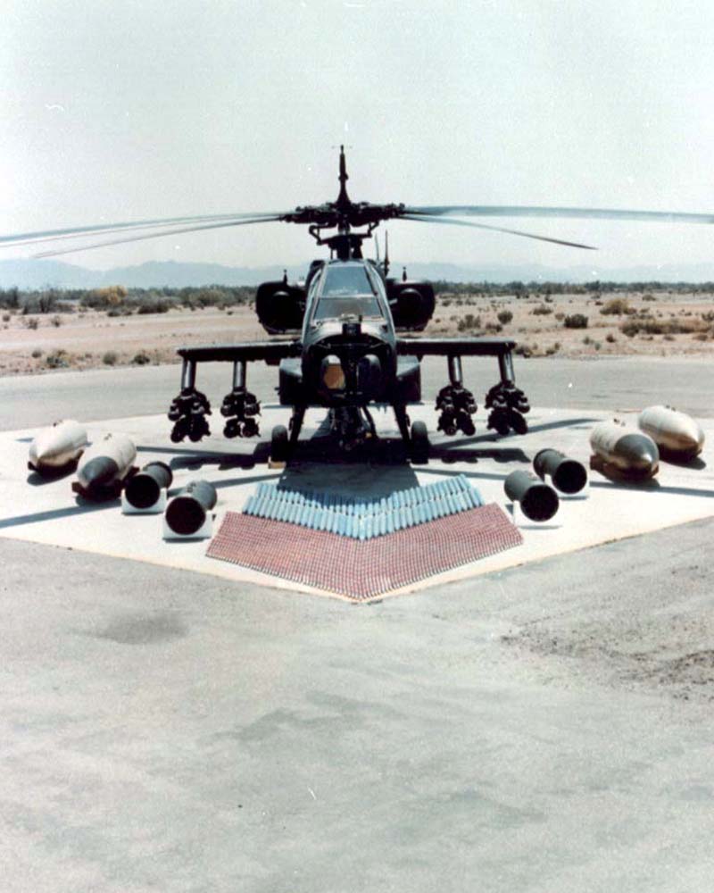 [AH-64(05a).jpg]