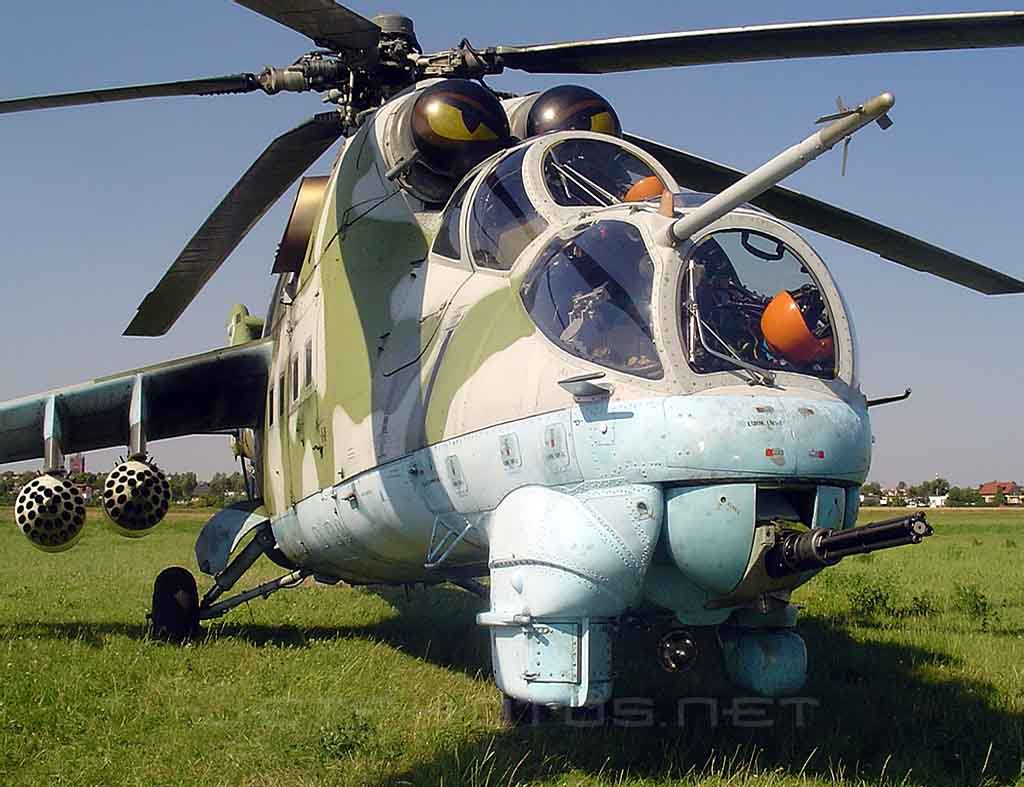 [Mi-24(18b).JPG]